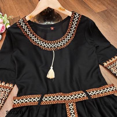 CUTE EMBROIDERED DRESS