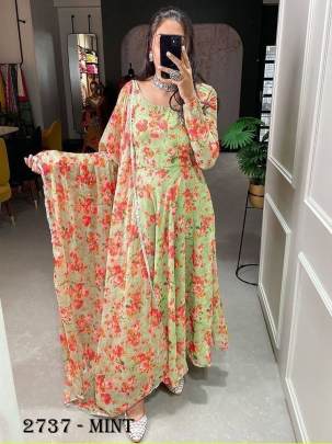 Floral Selfie Gown 