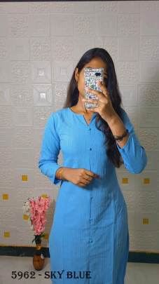 KURTI